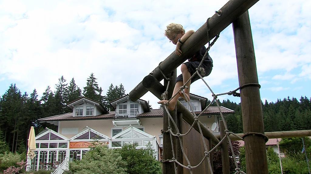 Landgasthof Zum Hirschenstein, Pension Garni Sankt Englmar Luaran gambar