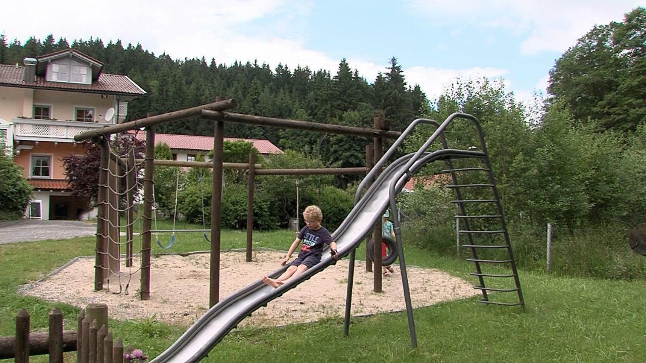 Landgasthof Zum Hirschenstein, Pension Garni Sankt Englmar Luaran gambar
